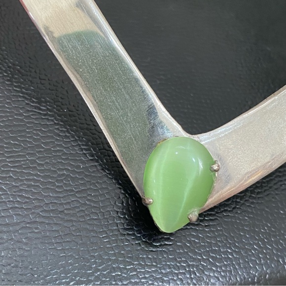 Vintage Unsigned Green Moonstone Cat Eye Center Silver Collar Necklace - Picture 8 of 13